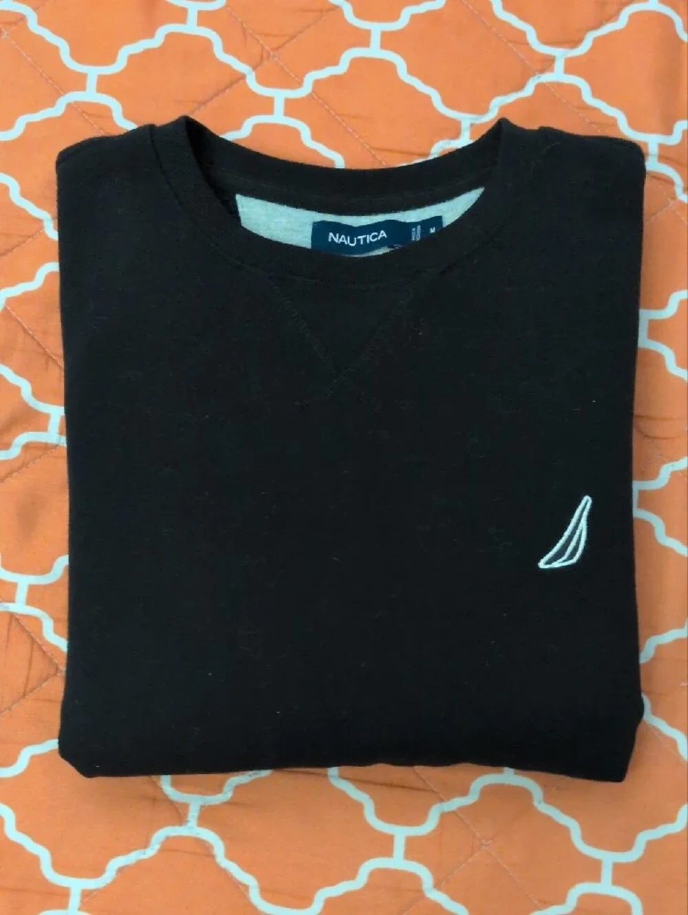 Nautica Black Crewneck Sweatshirt with White Sail Logo🤍🖤🤍🖤 - Picture 5 of 6